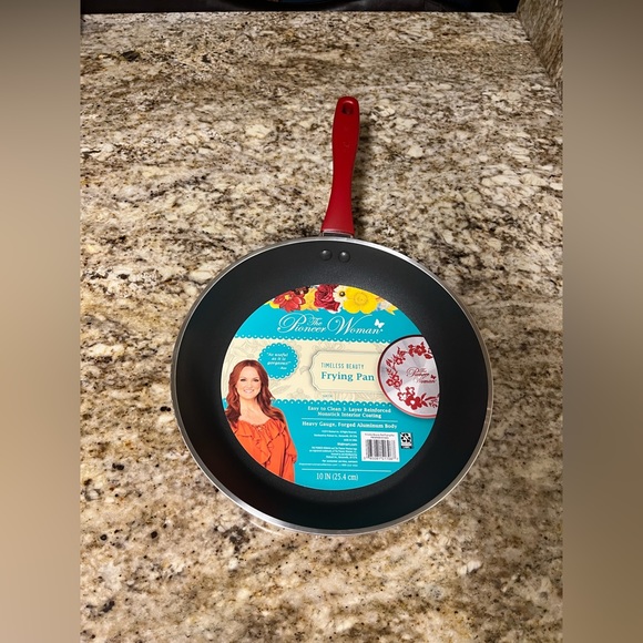The Pioneer Woman Timeless Beauty Frying Pan - Picture 6 of 11